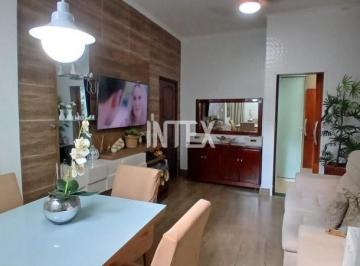 Foto 01 · Apartamento à venda em Icaraí, Niterói-RJ: 1 quarto, 1 sala, 1 banheiro, 55m²!