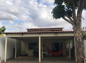 Casa de 6 quartos, Vicente Pires · Casa de 350 m² com 6 quartos à venda em Vicente Pires-Rua 5 - Condomínio Bela Vista-não financia