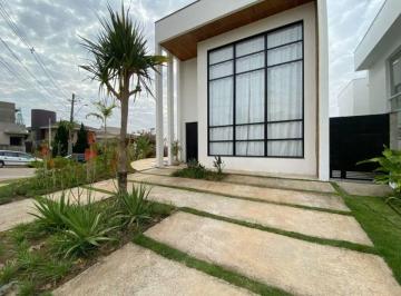 Casa de 3 quartos, Salvador · Casa alto padrão com 220 m² e 3 quartos à venda em Itaigara