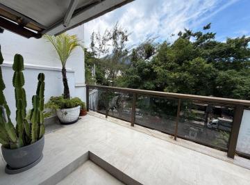 Apartamento de 4 quartos, Rio de Janeiro · Cobertura linear com 320 m², unica do predio, 4,quartos, piscina, sauna , dependencia 2 vagas