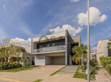 Foto 01 · Imperdível oportunidade de adquirir casa em condomínio de luxo em Alphaville Nova Esplanada, Votoran