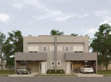 Casa de 4 quartos, Curitiba · Casa alto padrão à venda em Orleans, Curitiba