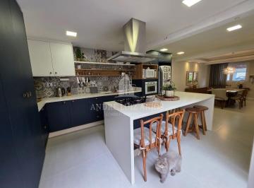 Casa de 3 quartos, Curitiba · SOBRADO TOTALMENTE REFORMADO A VENDA | PILARZINHO | PRONTO PARA MORAR