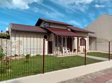 Casa de 3 quartos, Florianópolis · Casa térrea aconchegante em rua sem saída