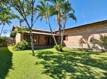 Casa de 3 quartos, Pindamonhangaba · Casa 3 Quartos com AC | Terreno de 1.077m² e Quintal Verde | Condomínio Village Paineiras