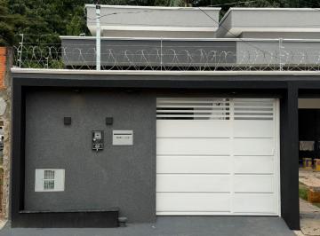 Casa · 76m² · 2 Quartos · 1 Vaga · Casa setor Estrela Dalva 2 quartos