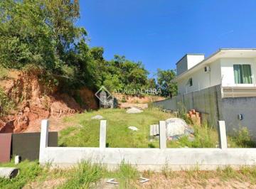 Terreno · 316m² · Terreno em excelente localização com benfeitorias