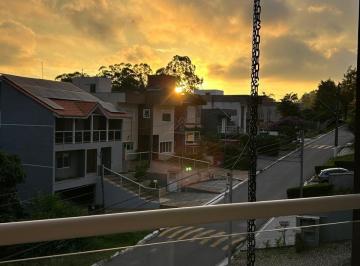 Casa · 280m² · 4 Quartos · 4 Vagas · Sobrado com 4 quartos, energia solar e área gourmet completa
