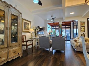 Casa · 210m² · 3 Quartos · 3 Vagas · SOBRADO TRIPLEX EM CAMBURIU