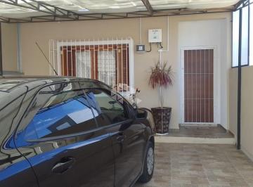 Casa · 87m² · 2 Quartos · 3 Vagas · O lar ideal para sua família em localização privilegiada!