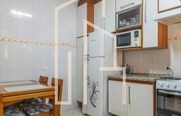 Casa · 74m² · 3 Quartos · 2 Vagas · Sobrado à venda com 3 quartos e 2 vagas de garagem - Campestre