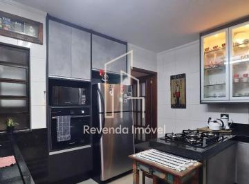 Casa · 360m² · 3 Quartos · 2 Vagas · Sobrado em Vila Floresta, 360m², 03 Dormitórios.