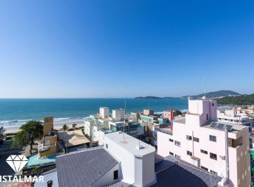 Apartamento · 205m² · 4 Quartos · 3 Vagas · Linda Cobertura, a 50 metros da Praia de Bombas SC