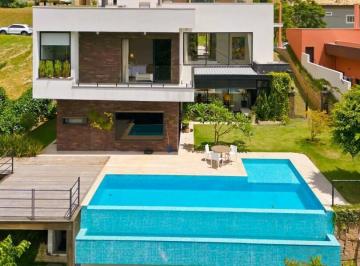 Casa · 842m² · 4 Quartos · 6 Vagas · Casa Alto Padrão 4 suítes, condomínio PARQUE DOS RESEDÁS por