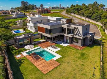 Casa · 1070m² · 4 Quartos · 6 Vagas · Casa com 4 suítes no condomínio TERRA CAXAMBU