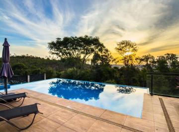 Casa · 1003m² · 3 Quartos · 4 Vagas · Casa  há venda no condomínio COLINAS DE INHANDJARA por R$ 2.150.000
