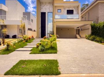 Casa · 230m² · 3 Quartos · 4 Vagas · Casa moderna com piscina,3 dormitorios no Condomínio Ibi Aram, Itupeva