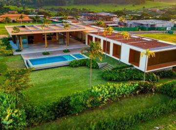 Casa · 1081m² · 7 Quartos · 8 Vagas · Casa Exclusiva á venda na Fazenda da Grama R$26.000.000,00