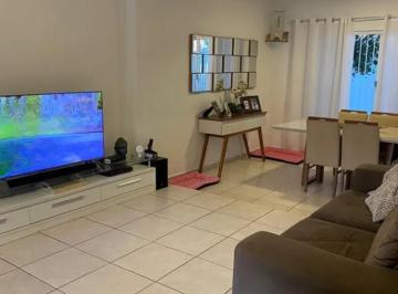 Foto 01 · Linda casa à venda em cidade] - bairro] com 4 quartos, 1 suíte e 2 vagas de garagem, 210m² de área!