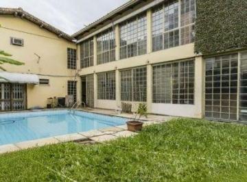 Casa · 340m² · 5 Quartos · 4 Vagas · Casa sobrado no bairro Auxiliadora de 5 dormitórios e 4 vagas