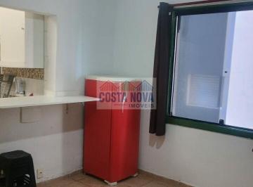 Apartamento · 25m² · 1 Quarto · 1 Vaga · Apartamento com 24m², 1 dormitório mobiliado a uma quadra da praia.