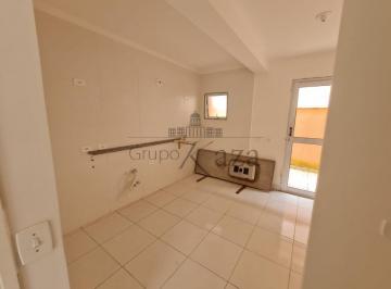 Casa · 110m² · 3 Quartos · 2 Vagas · Oportunidade - Casa em Condomínio - Monte Castelo - Residencial Vila Cambuí - 3 Dormitórios - 70m²