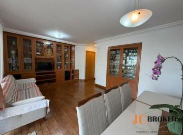 Apartamento · 137m² · 4 Quartos · 3 Vagas · Apartamento com 137m² de área útil, 4 dormitórios sendo 2 suítes, 3 vagas