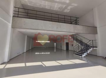 Comercial · 460m² · 4 Vagas · Galpão Comercial Premium na Vila Monumento - 460m², 4 Vagas e Estrutura Moderna