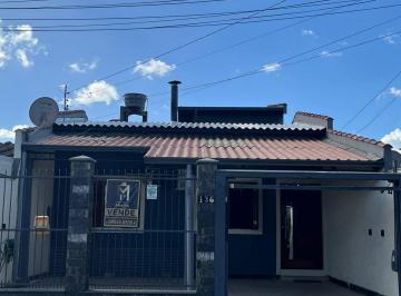 Casa · 3 Quartos · 
                                Venda de casa mobiliada com churrasqueira e lareira - no bairro Jar