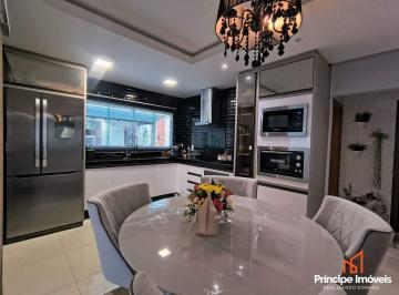 Casa · 142m² · 2 Quartos · 3 Vagas · Casa com 2 quartos no Guanabara em Joinville