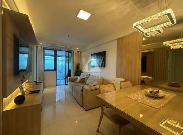 Apartamento · 66m² · 2 Quartos · 2 Vagas · Luxo à Beira-Mar: Royal Plaza - Apartamento 2 Quartos e 2 Vagas Frontal Mar!