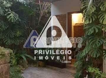 Casa · 220m² · 3 Quartos · 2 Vagas · Casa no Itanhangá, 3 quartos, com 675 metros