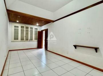 Apartamento · 116m² · 3 Quartos · Apartamento amplo e charmoso no Jardim Botânico – Prédio pequeno e localização nobre