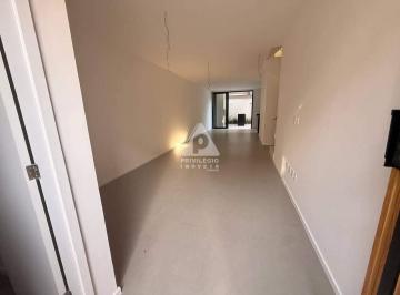 Casa · 369m² · 4 Quartos · 3 Vagas · Casa Alto Padrao Triplex 369 m² Barra da Tijuca 4 suites 3 vagas de garagem