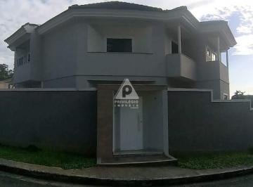 Casa · 220m² · 5 Quartos · Casa Duplex em Condomínio fechado