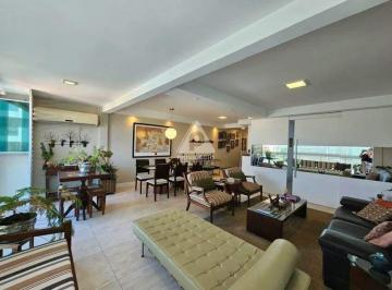 sala · Cobertura Triplex Reformada com 3 Suítes, Terraço Gourmet e 2 Vagas na Freguesia