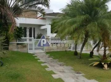 Casa · 600m² · 4 Quartos · 4 Vagas · Espetacular Casa de Luxo no Condomínio Crystal Lake | 600m² | Barra da Tijuca