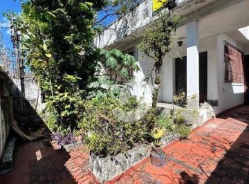 5ad58d47fc89f267230b330e400f78d8a399d21d · Casa ampla com potencial comercial no Fonseca!  Excelente oportunidade no coração do Fonseca! Imóvel