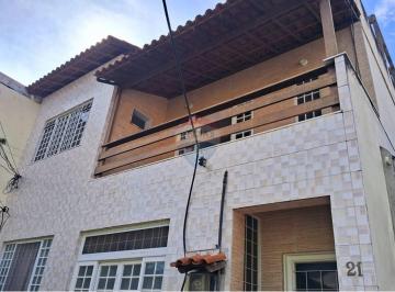 Casa · 92m² · 3 Quartos · Casa tipo Apartamento à Venda em Madureira, com 92 m² e 3 quartos