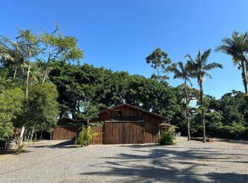 Rural · 9500m² · 5 Quartos · 3 Vagas · Sitio na Estrada da Ilha, com casa de 3 dormitorios, piscina, ampla area de festas, baias de cavalos