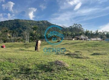 Rural · 8000m² · 3 Quartos · Chácara em Meio a Natureza com Lagoa e Terreno de 8.000m² à venda em Tijucas/SC
