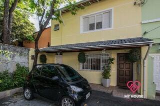 Casa · 130m² · 3 Quartos · 2 Vagas · Sobrado Residencial 130m² com 3 dormitórios e 2 vagas.