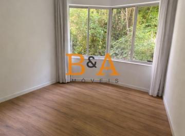 Apartamento · 53m² · 2 Quartos · B&amp;amp;A Vende 2 Quartos com Suíte Canadense e Vista Verde em Copacabana - Pronto para Airbnb