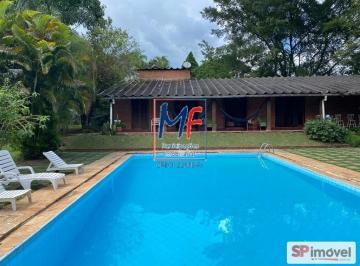 Casa · 395m² · 3 Quartos · Casa à venda próximo ao Alphaville e São Paulo , com 3 quartos (1 suíte), sala, cozinha, varanda, sa