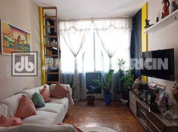 Apartamento · 75m² · 2 Quartos · 1 Vaga · Aconchegante Apartamento - Elevador - Sala - 2 Quartos - Suíte - Vaga Escritura