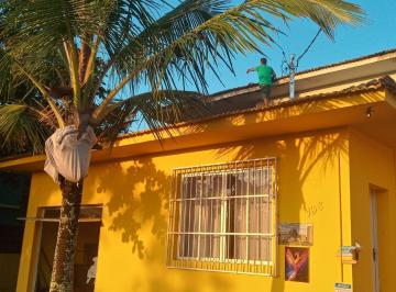 Casa · 258m² · 5 Quartos · 4 Vagas · Casa Pé na Areia no Centro de Barra Velha | Residencial ou Comercial