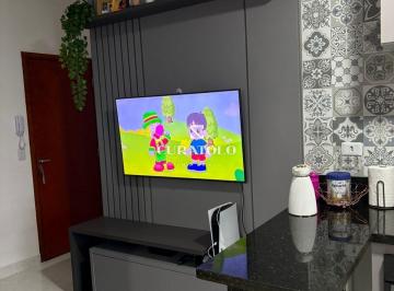 Apartamento · 42m² · 2 Quartos · Apartamento à venda com 42 m², 2 quartos e varanda na Vila Regente Feijó, São Paulo.