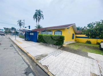 Casa · 149m² · 3 Quartos · 6 Vagas · Casa com 3 quartos à venda em Centro - SP