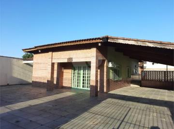 Casa · 251m² · 3 Quartos · 8 Vagas · Casa com 3 quartos à venda em Centro - SP