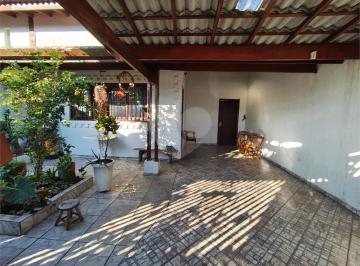 Casa · 166m² · 3 Quartos · 2 Vagas · Casa com 3 quartos à venda em Centro - SP